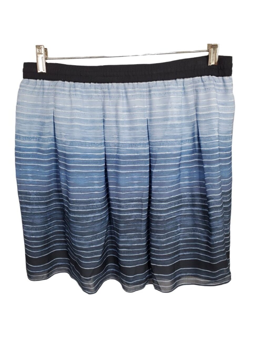 Vince Size M Skirt 100% Silk Pull On Drawstring Pleated Lined Striped Ombre Blue - Picture 2 of 7